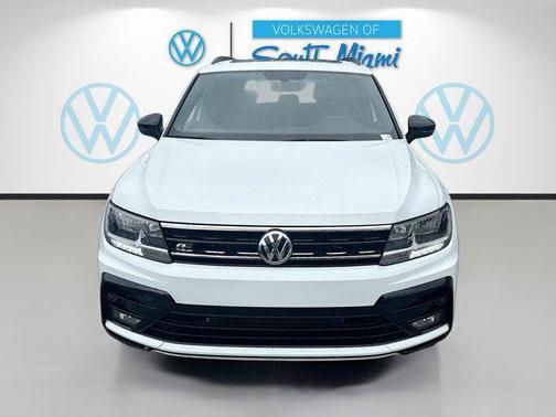 Pure White 2021 Volkswagen Tiguan 2.0T SE R-Line Black