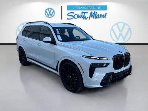 2023 BMW X7 xDrive40i