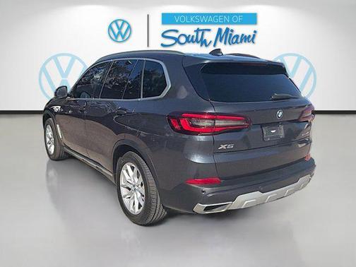 2022 BMW X5 PHEV xDrive45e