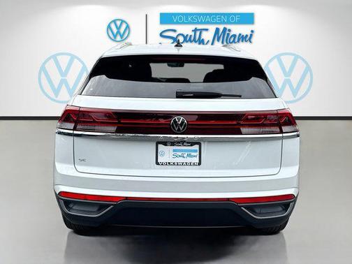 2026 Volkswagen Atlas Cross Sport 2.0T SE