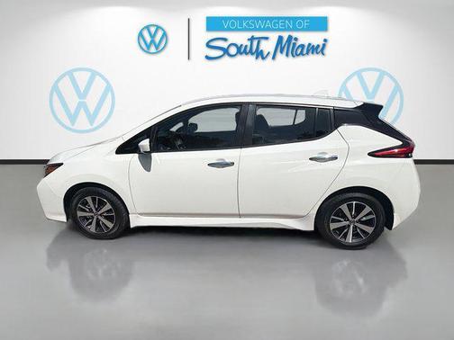Glacier White 2022 Nissan Leaf S PLUS 62 kWh