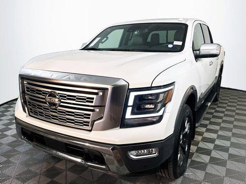 2021 Nissan Titan Platinum Reserve
