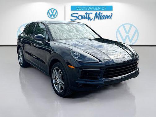 Moonlight Blue Metallic 2019 Porsche Cayenne Cayenne