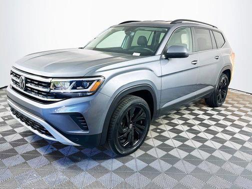 2022 Volkswagen Atlas 3.6L SE w/Technology