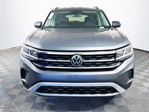 2022 Volkswagen Atlas 3.6L SE w/Technology