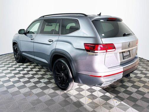 2022 Volkswagen Atlas 3.6L SE w/Technology
