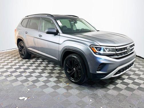 2022 Volkswagen Atlas 3.6L SE w/Technology