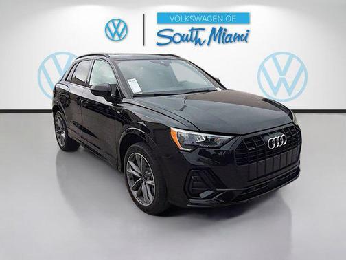 2021 Audi Q3 45 S line Premium