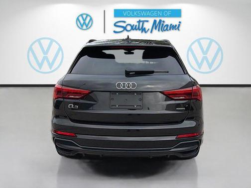 2021 Audi Q3 45 S line Premium