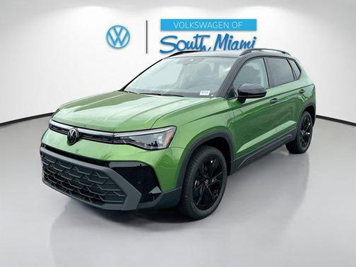 2025 Volkswagen Taos 1.5T SE Black
