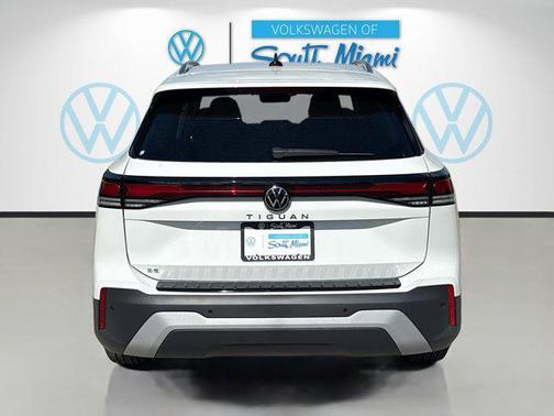 2026 Volkswagen Tiguan 2.0T SE
