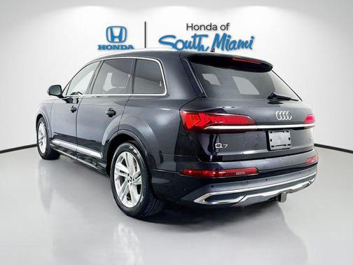 2021 Audi Q7 55 Prestige