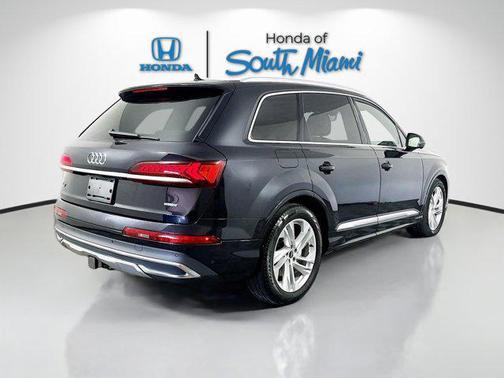 2021 Audi Q7 55 Prestige