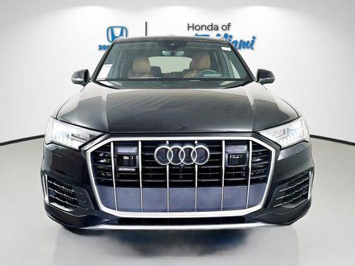2021 Audi Q7 55 Prestige