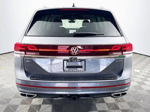 2025 Volkswagen Atlas 2.0T SEL Premium R-Line 4MOTION