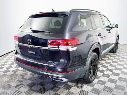 2023 Volkswagen Atlas 2.0T SE w/Technology