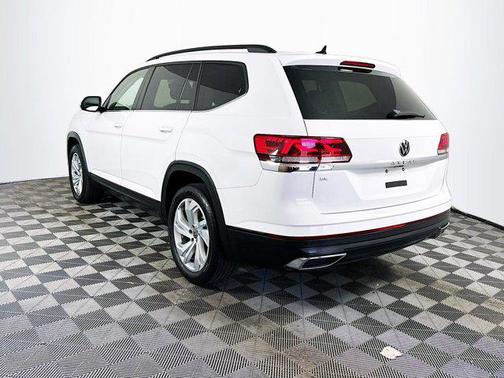 2022 Volkswagen Atlas 2.0T SE w/Technology