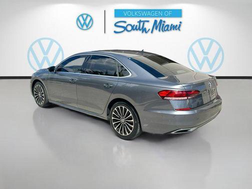 2022 Volkswagen Passat 2.0T Limited Edition