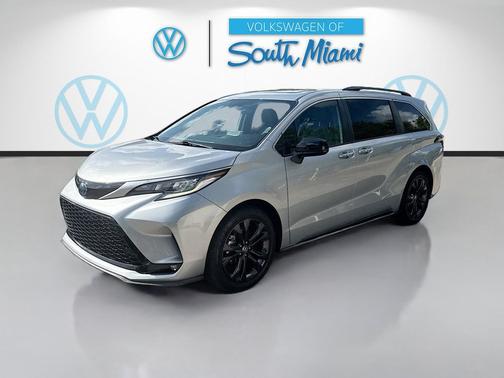 Celestial Silver 2022 Toyota Sienna XSE 7 Passenger