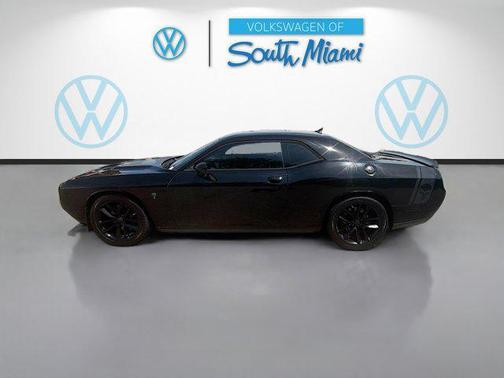 Pitch Black Clearcoat 2016 Dodge Challenger R/T Scat Pack