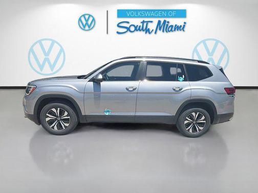 Silver Mist Metallic 2024 Volkswagen Atlas 2.0T SE