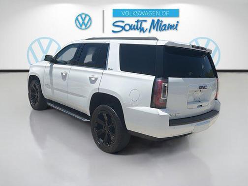 Summit White 2019 GMC Yukon SLE