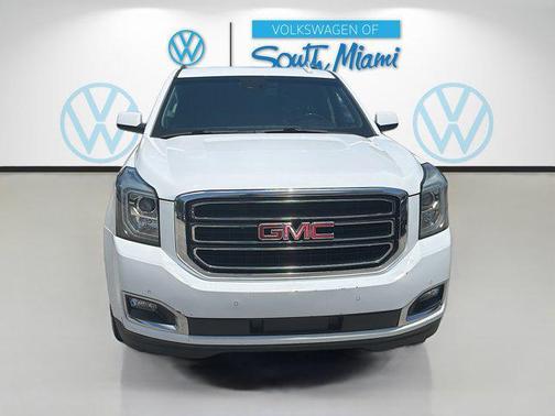 Summit White 2019 GMC Yukon SLE