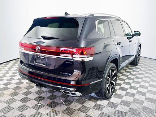 2025 Volkswagen Atlas 2.0T SEL Premium R-Line 4MOTION