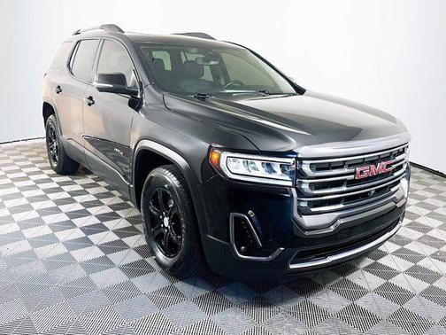 2022 GMC Acadia AWD AT4
