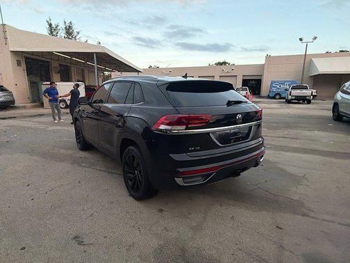 2023 Volkswagen Atlas Cross Sport 3.6L V6 SE w/Technology