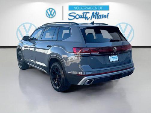 2025 Volkswagen Atlas 2.0T Peak Edition