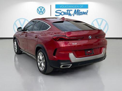 2022 BMW X6 xDrive40i