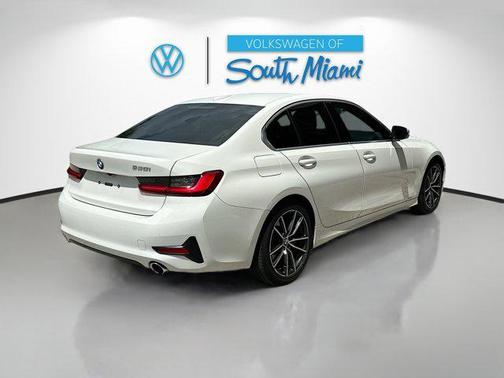 2020 BMW 330 330i