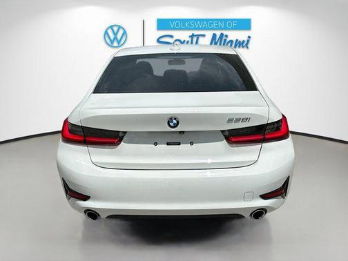 2020 BMW 330 330i