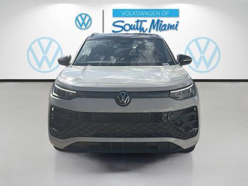 2026 Volkswagen Tiguan 2.0T SE R-Line Black 4MOTION