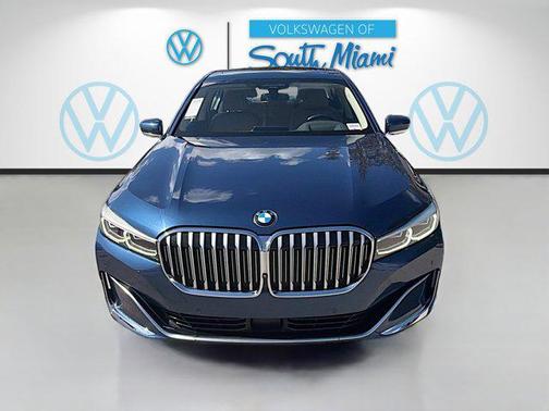 2022 BMW 750 i xDrive