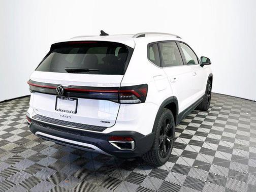 2025 Volkswagen Taos 1.5T SEL