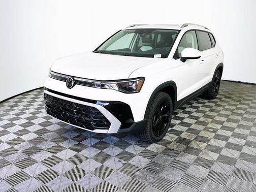 2025 Volkswagen Taos 1.5T SEL
