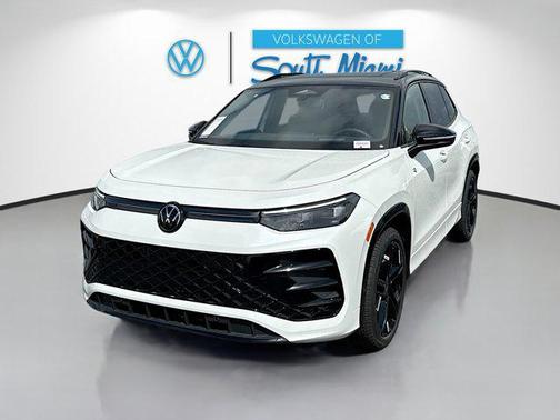 2025 Volkswagen Tiguan 2.0T SE R-Line Black