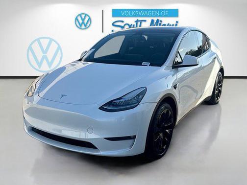2023 Tesla Model Y Long Range Dual Motor All-Wheel Drive