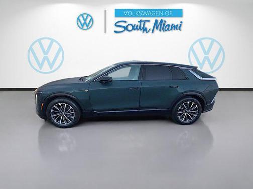 2024 Cadillac LYRIQ Sport