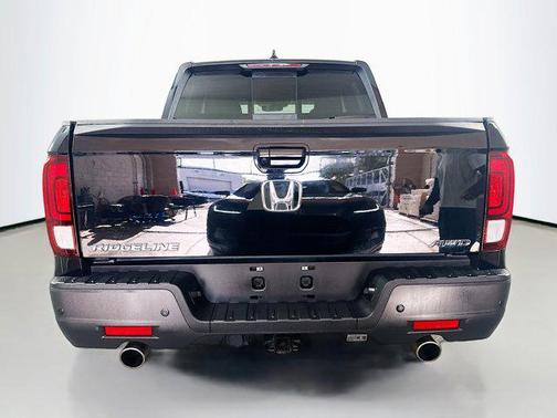 2022 Honda Ridgeline Black