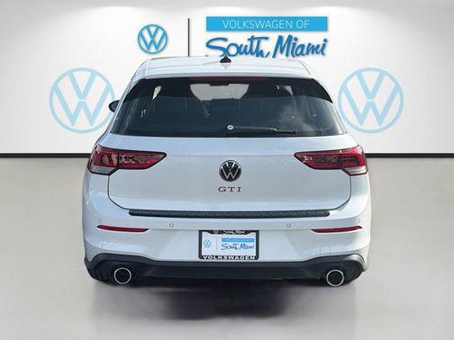 2026 Volkswagen Golf GTI 2.0T SE DSG