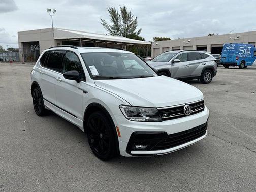 2020 Volkswagen Tiguan 2.0T SE R-Line Black