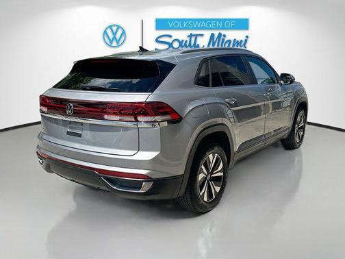 2025 Volkswagen Atlas Cross Sport 2.0T SE
