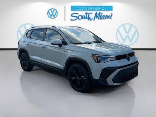 2026 Volkswagen Taos SE