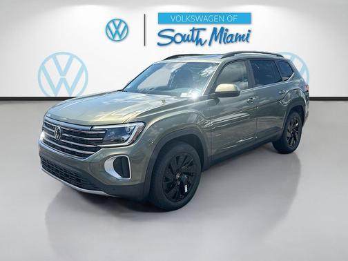avocado green pearl 2026 Volkswagen Atlas 2.0T SE w/Technology