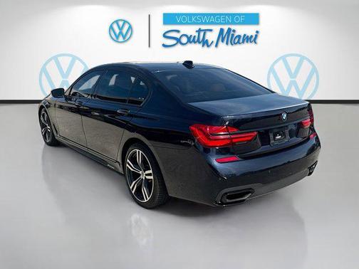 Carbon Black Metallic 2018 BMW 750 I