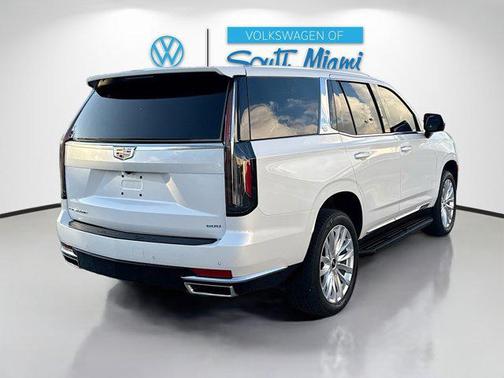 2024 Cadillac Escalade Luxury