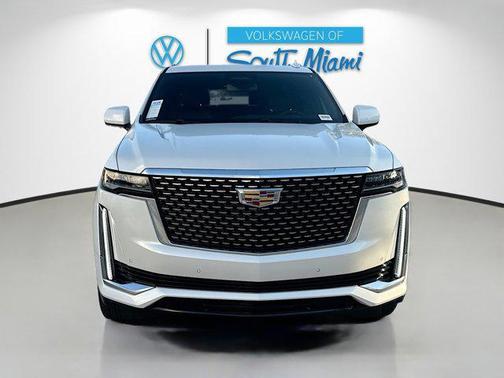 2024 Cadillac Escalade Luxury